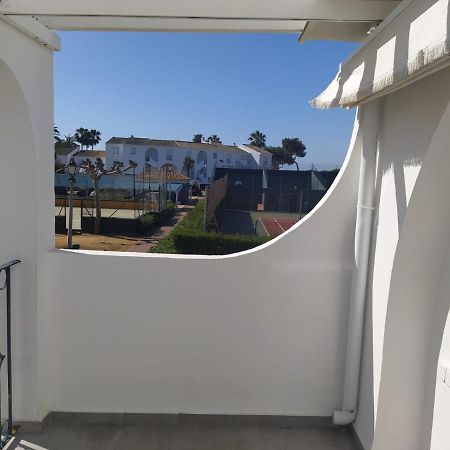 Apartamento Primera Linea De Dos Dormitorios Исла-Канела Экстерьер фото